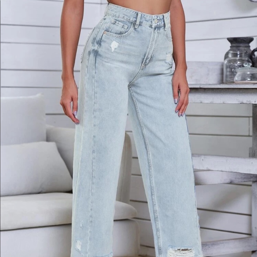 High wasted ripped baggy jeans NEW
